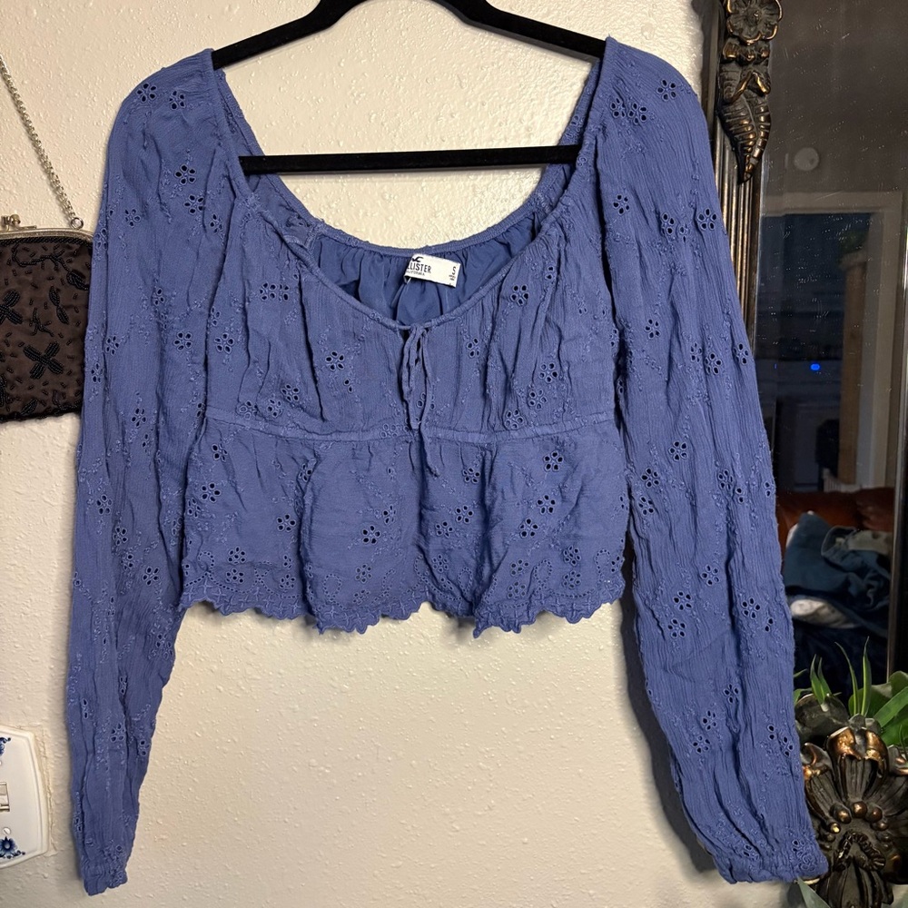 Hollister Blue Eyelet Long Sleeve Crop Top Small